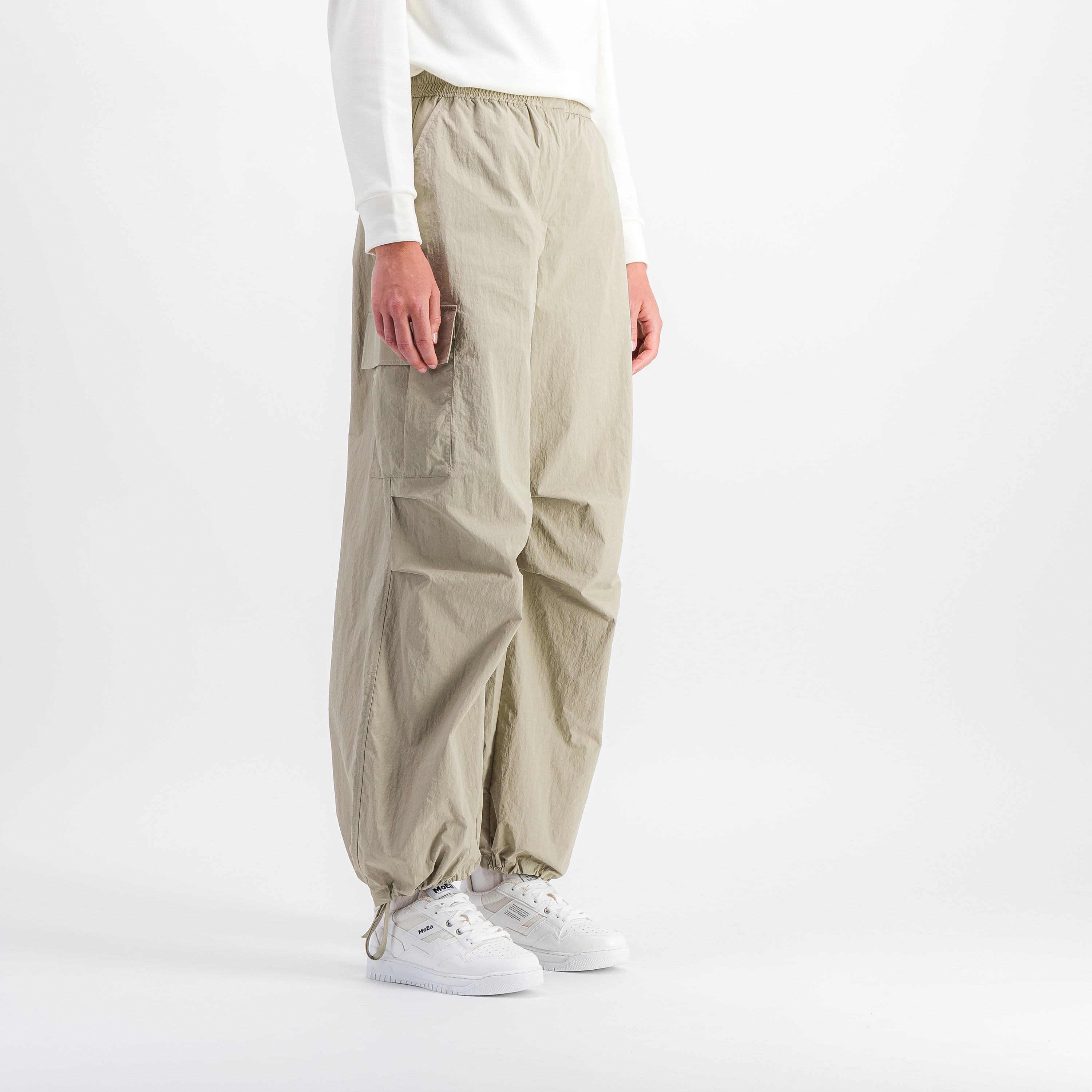 GEN2 - Grapes Full White