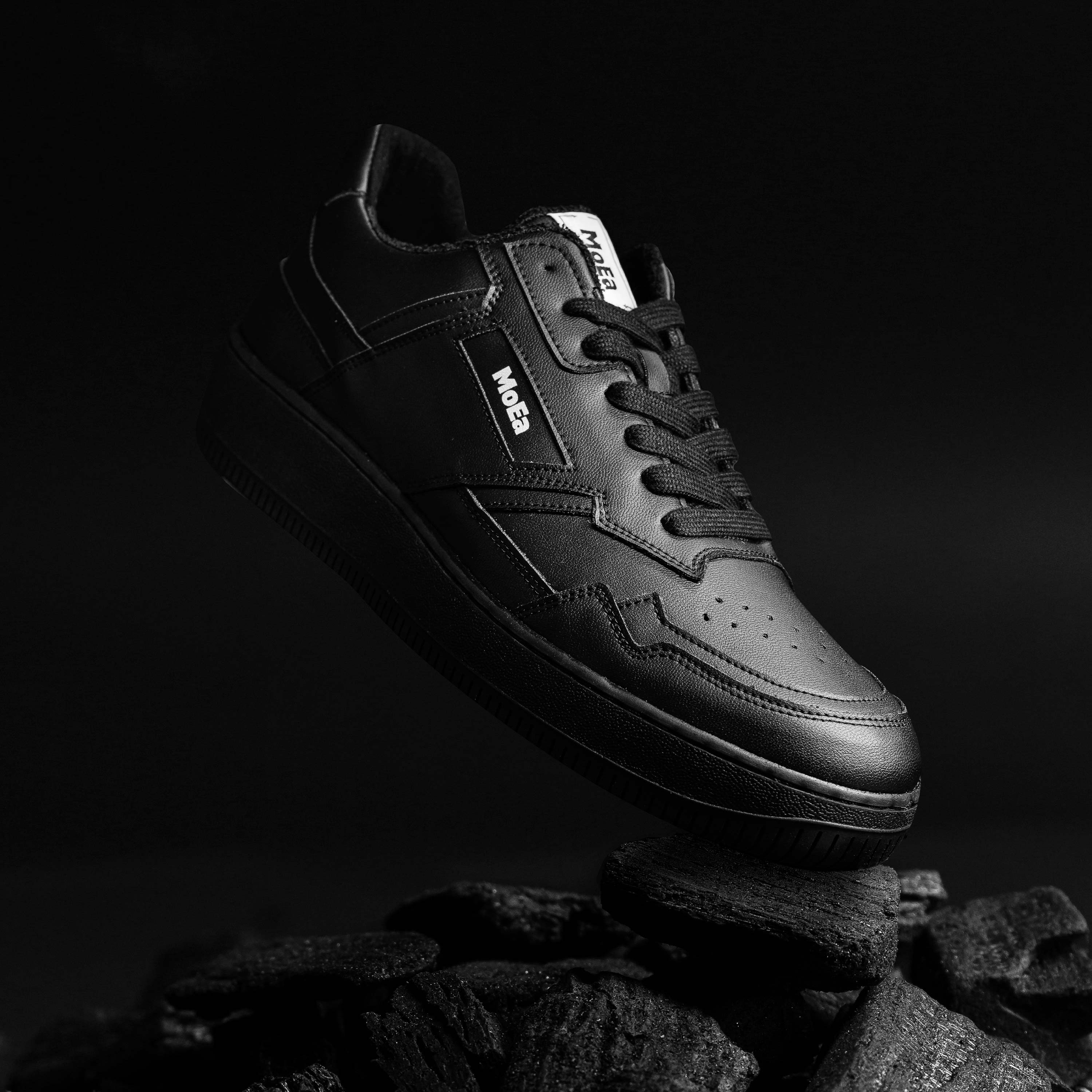 GEN1 - Grapes Full Black