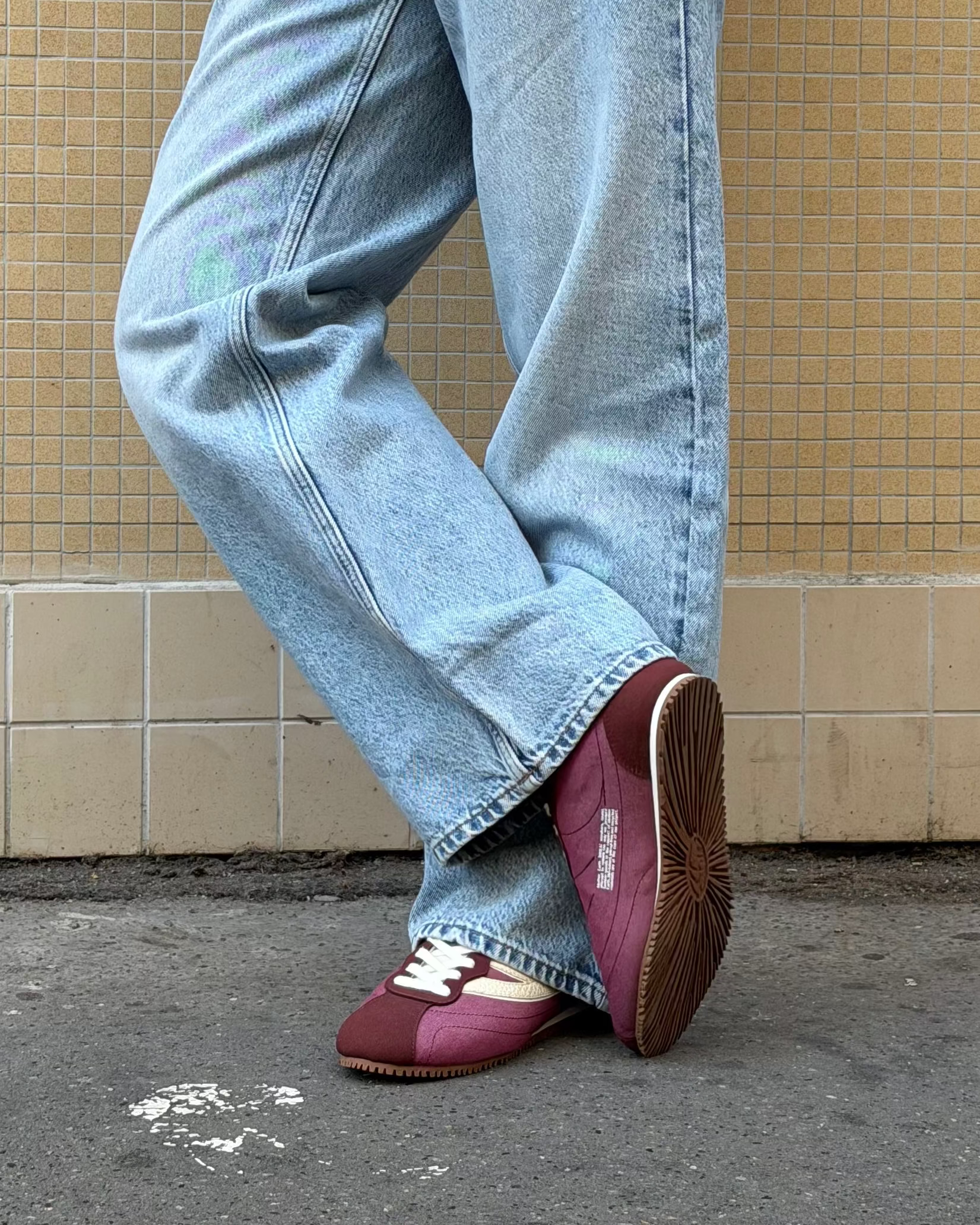 Rise - Bordeaux & Beige - Mushroom