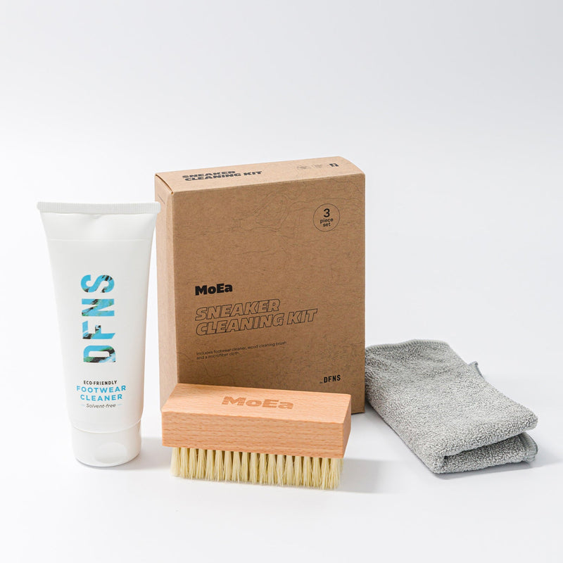 Sneaker cleaning kit