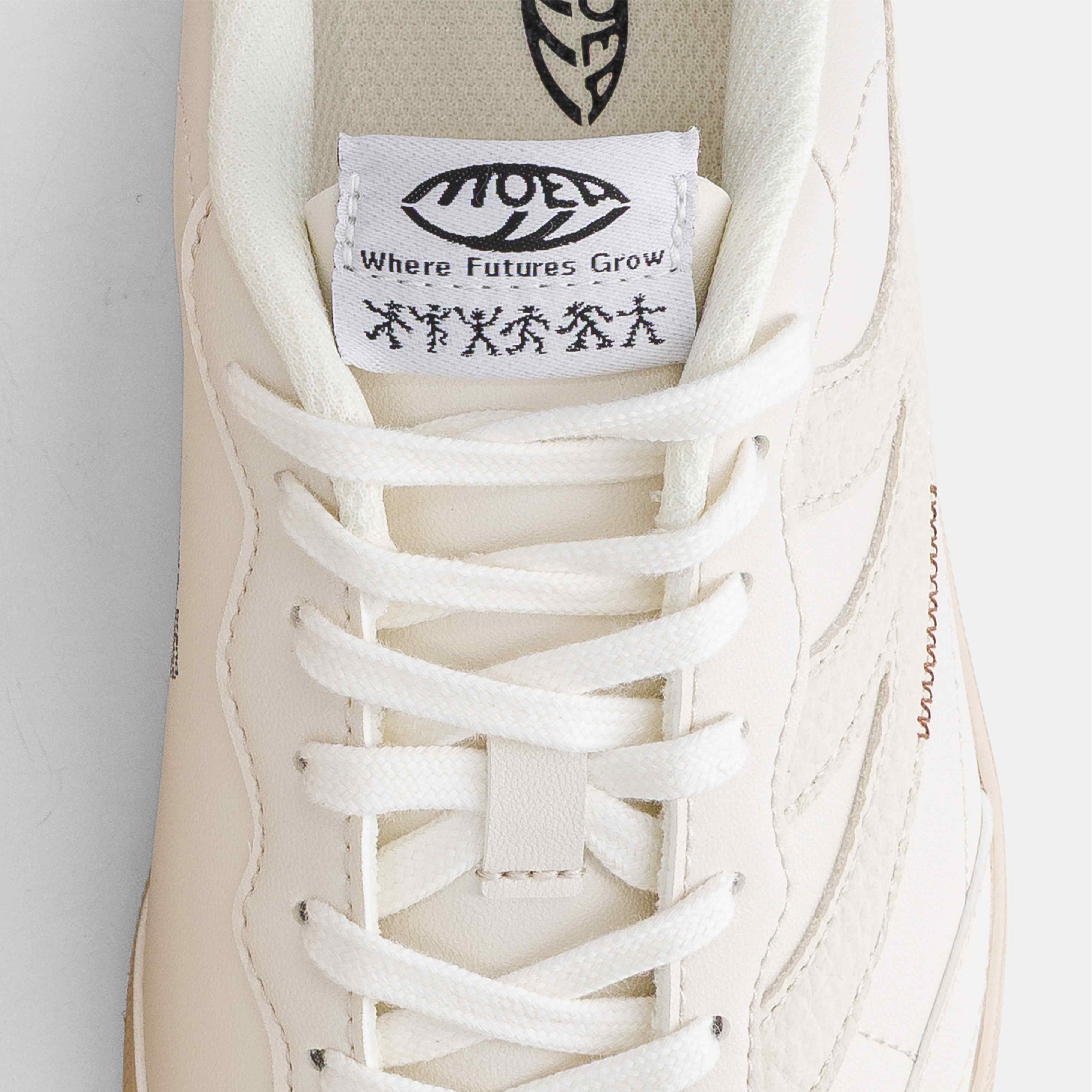 Flow - Off White - Mushroom