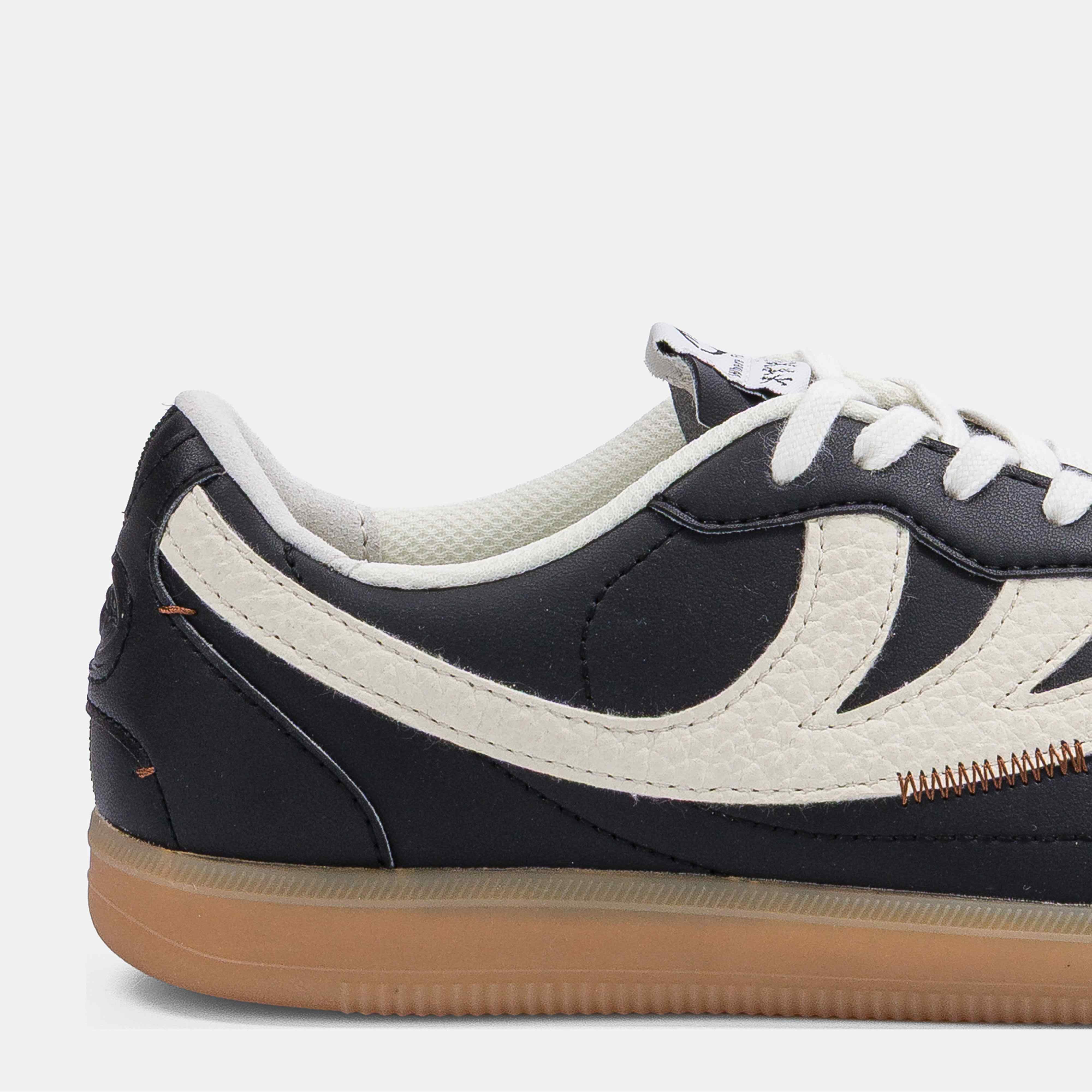 Flow - Black & White - Mushroom