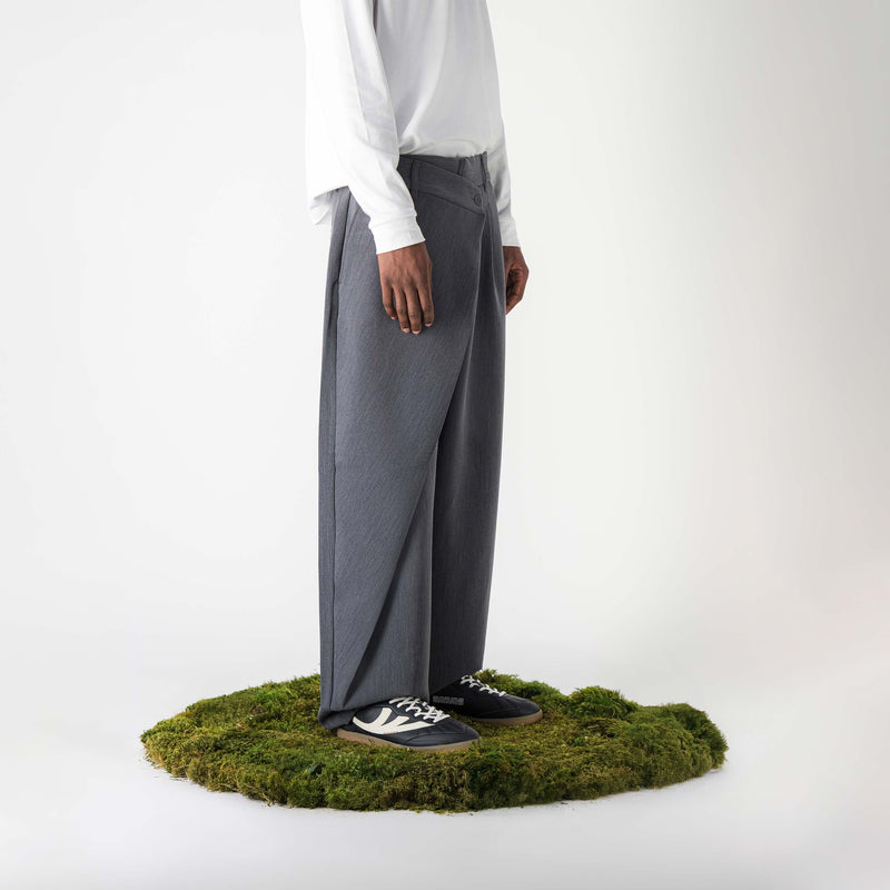 Flow - Black & White - Mushroom