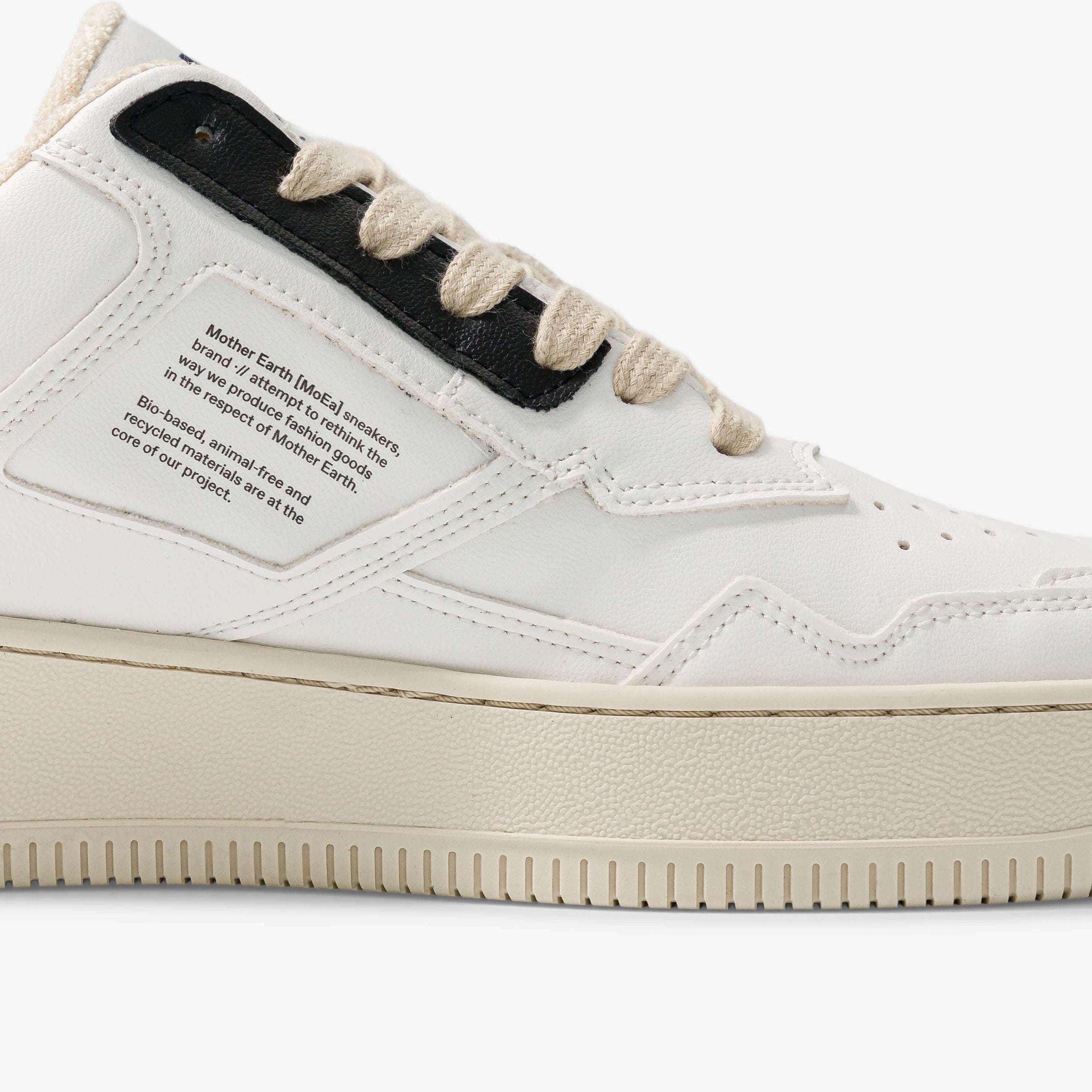 GEN1 - Grapes Retro White & Black